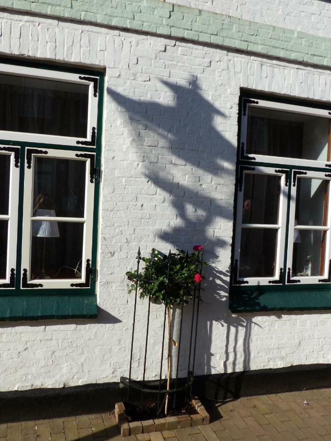 Alter Kraemerladen Von 1732 Friedrichstadt Exterior foto